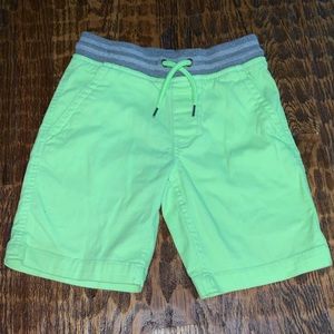 Boy’s Shorts Lime Green Size M (8)
